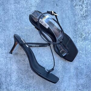 NEW Anthropologie Bibi Lou Toe Loop Heels 40